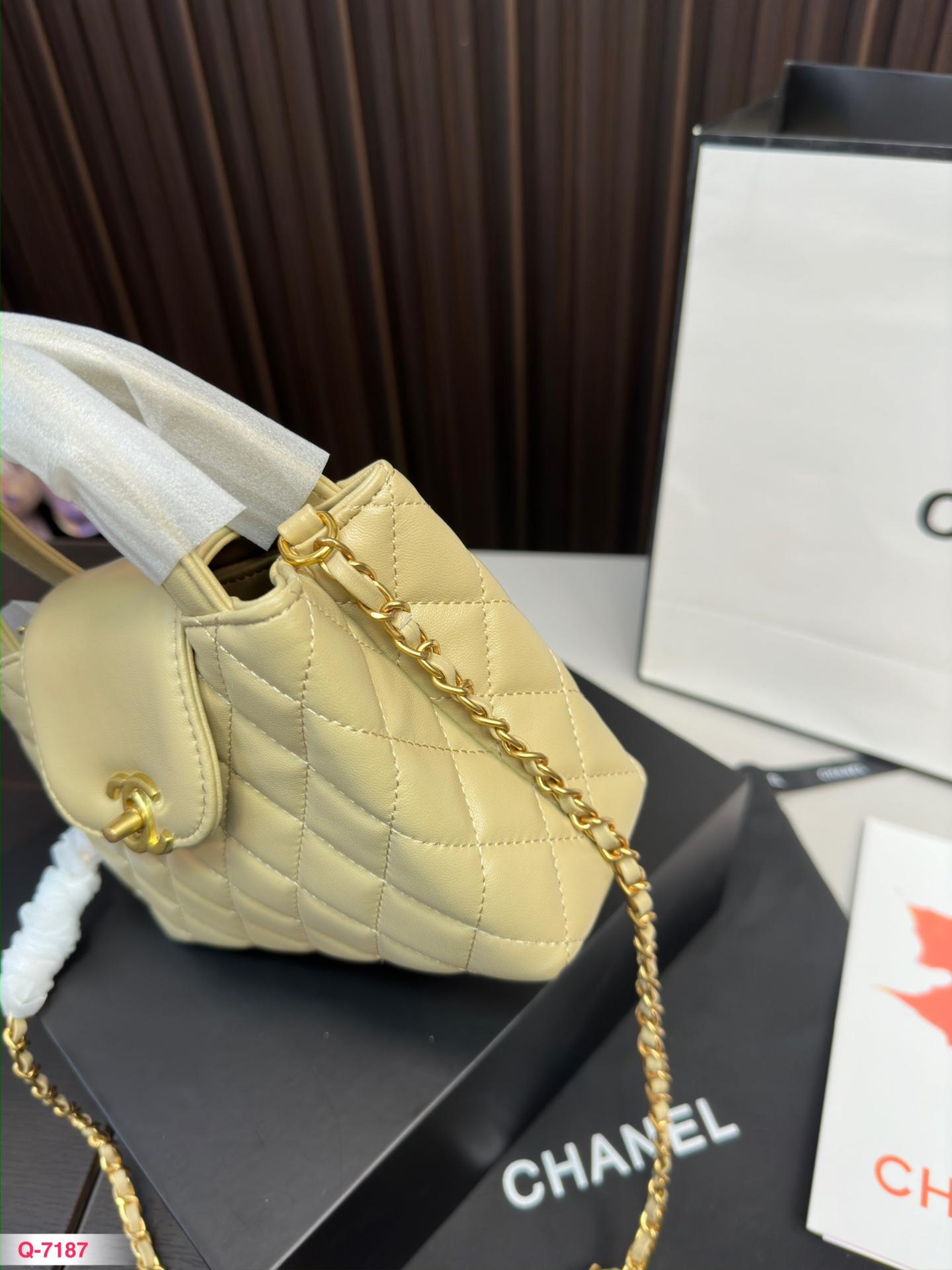 Replica Chanel Bag 14*19CM