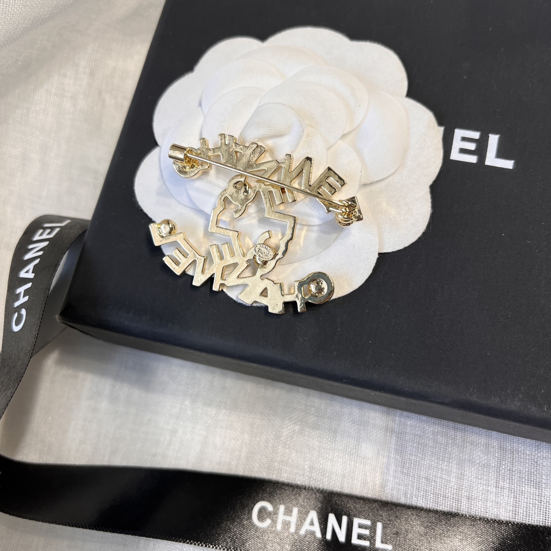 Replica CHANEL Brooch