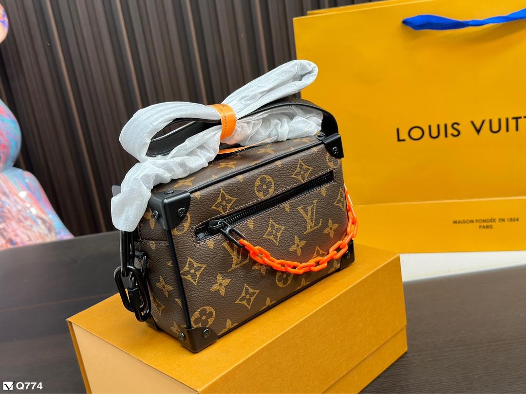 Replica Louis Vuitton Bag 18*12CM