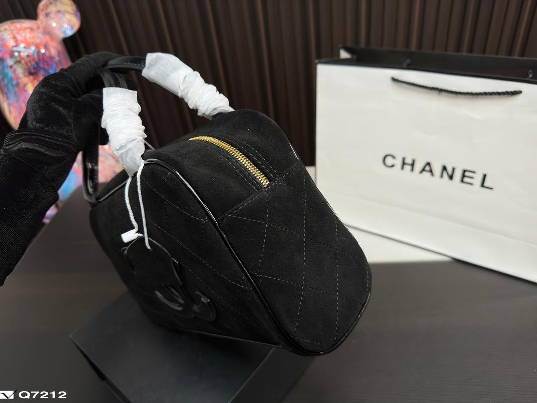 Replica Chanel Bag 28*17CM
