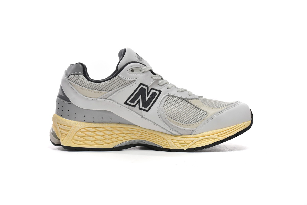 Replica New Balance Shoe New Running Shoes ML2002RT Thisisneverthat x New Balance 2002R White