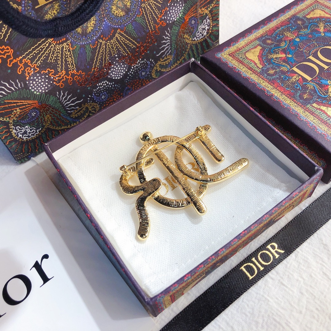 Replica DIOR Brooch