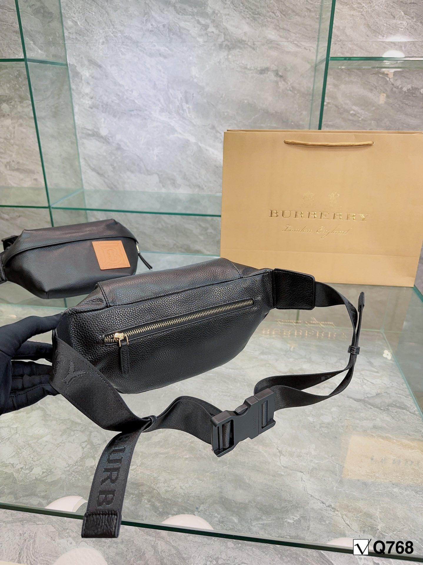 Replica Burberry Bag 30*13.5CM