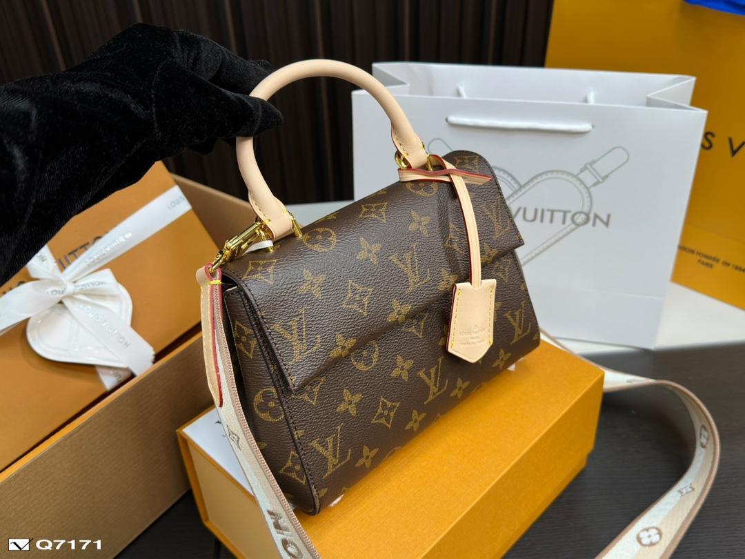 Replica Louis Vuitton Bag 15*20CM