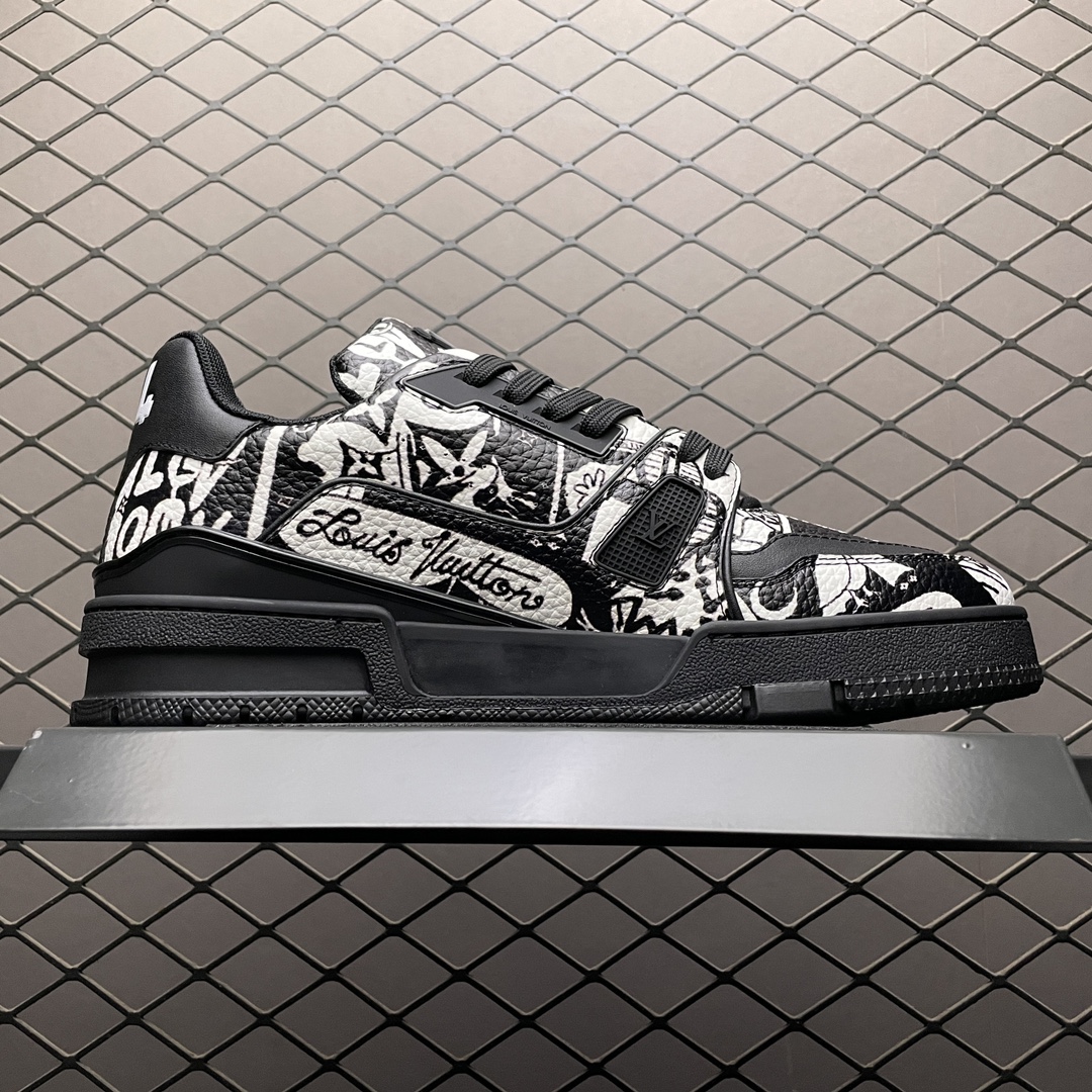 Replica Louis Vuitton Shoe Louis Vuitton LV Trainer Size 35-45 Black White