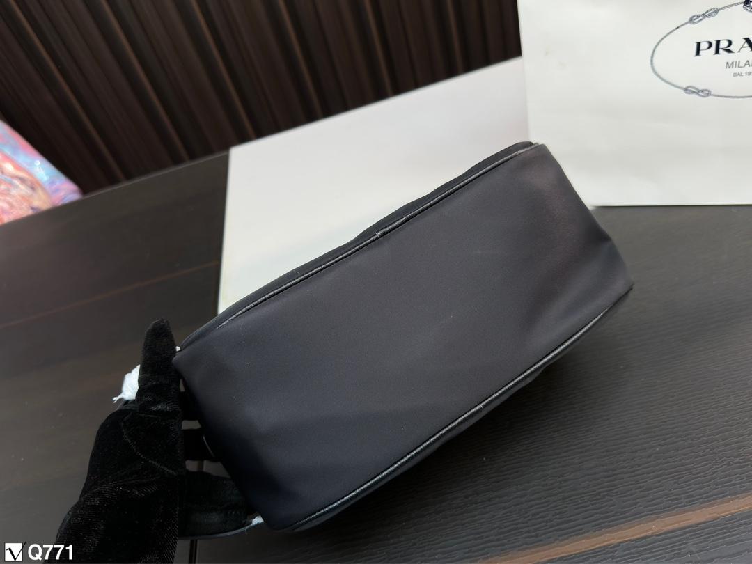 Replica Prada Bag 25*14CM