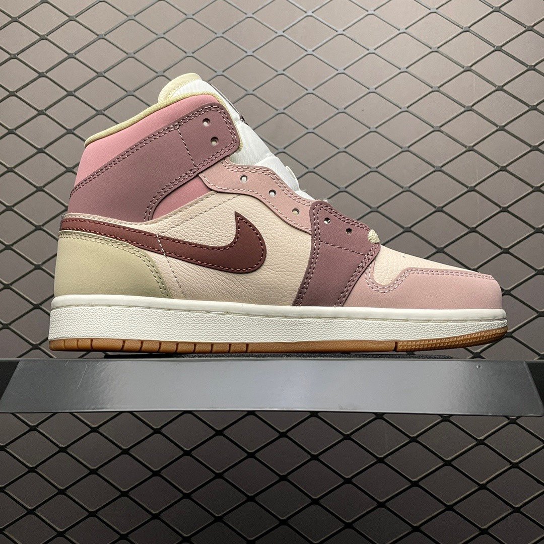 Replica Air Jordan Shoe Air Jordan 1 Mid AJ1 DO7440-821