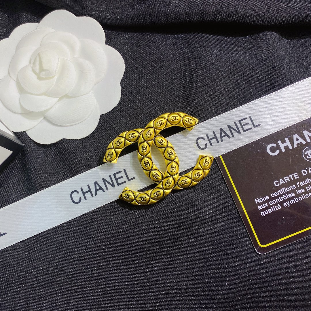 Replica CHANEL Brooch