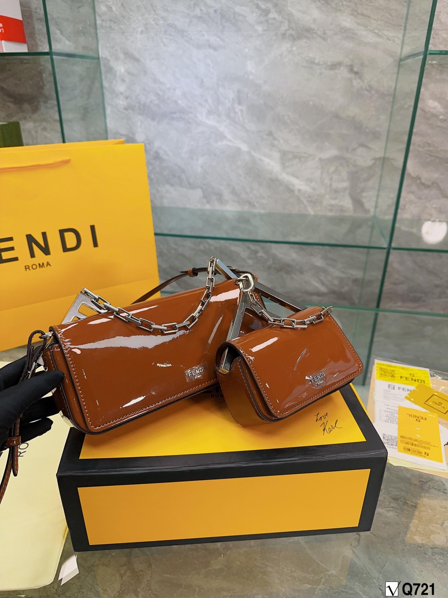 Replica Fendi Bag 15CM/23CM