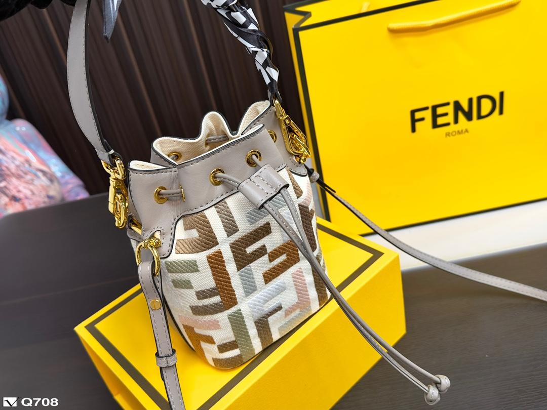Replica Fendi Bag 12*17CM
