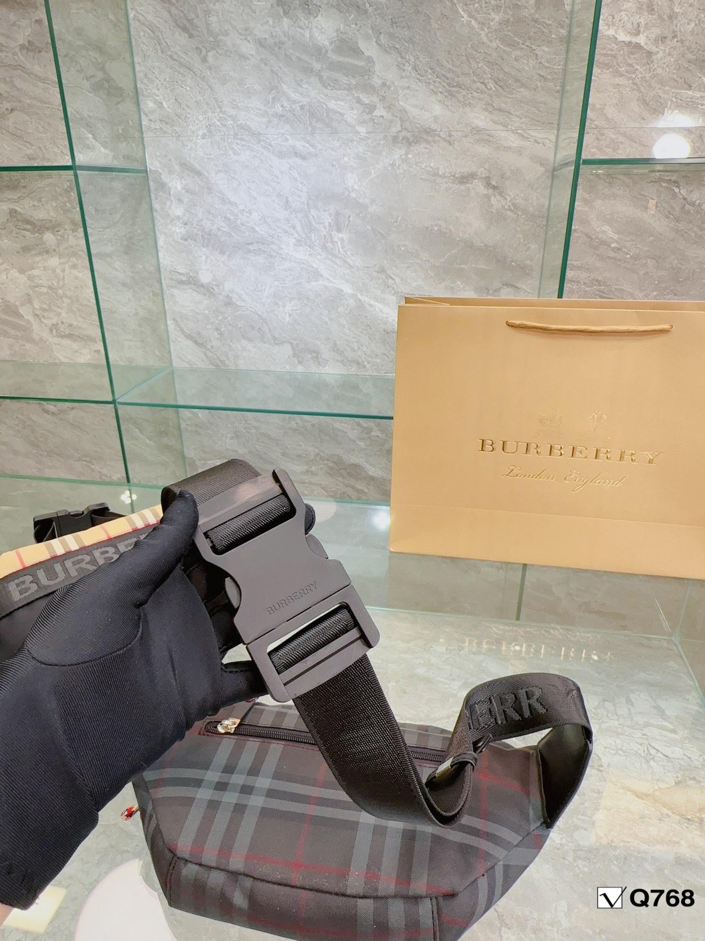Replica Burberry Bag 30*15CM