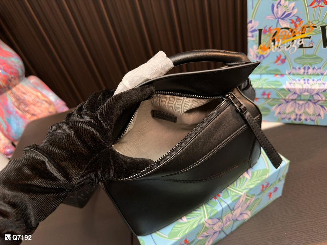 Replica LOEWE Bag 14*23CM