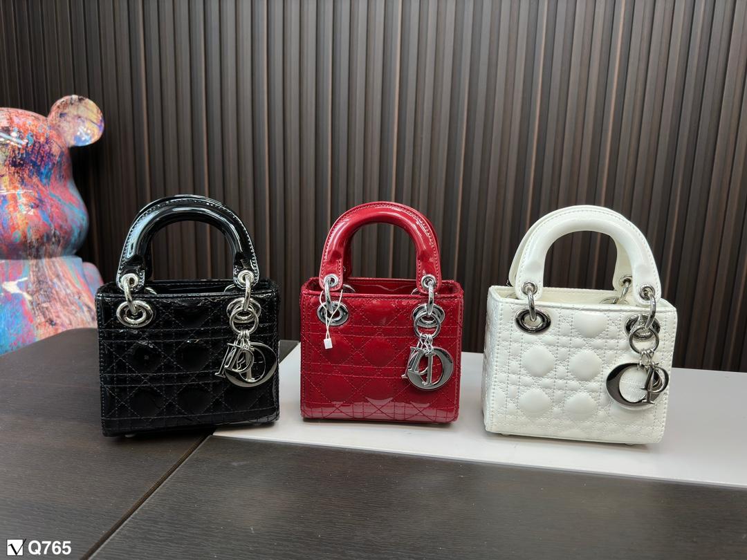 Replica Dior Bag  14*17*7CM