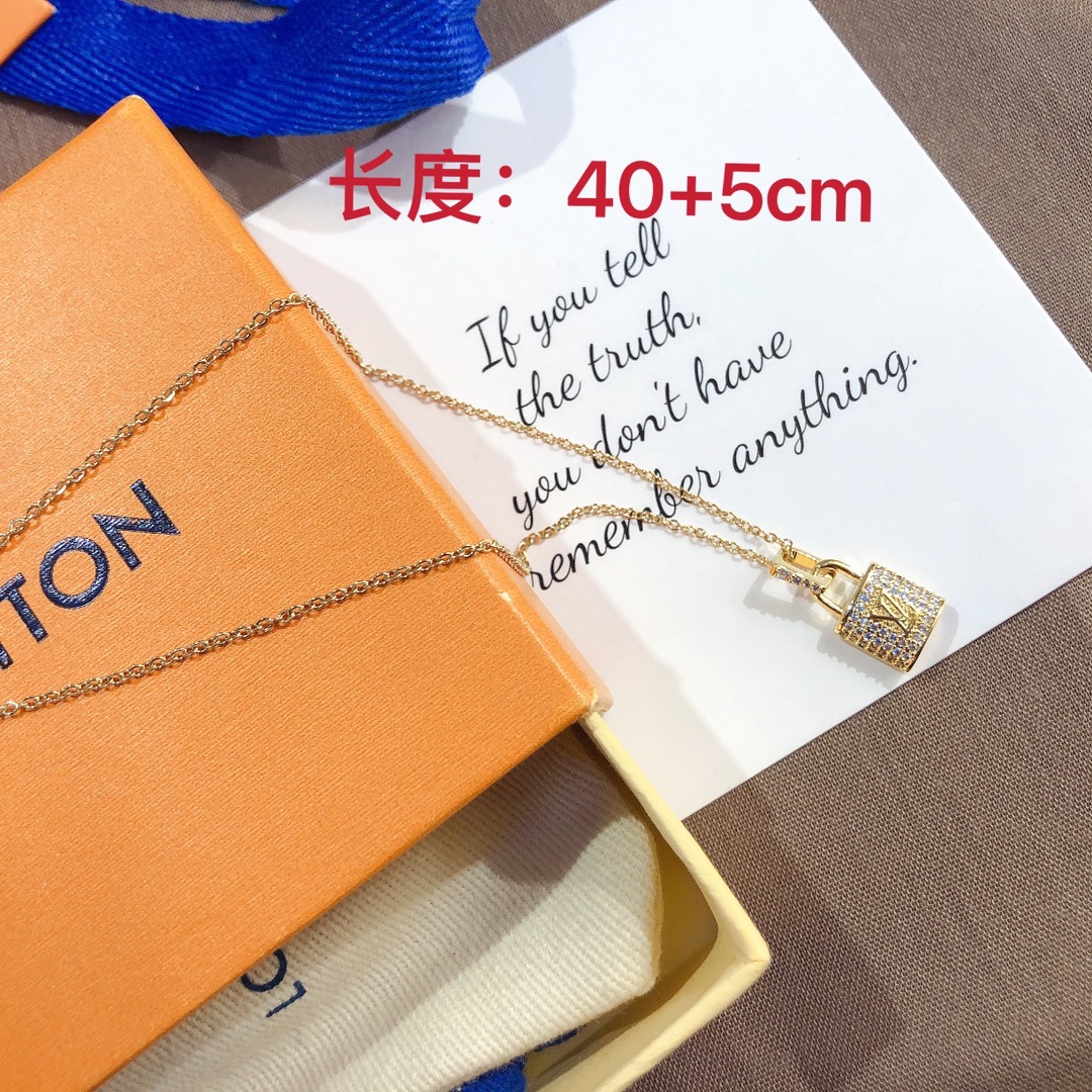 Replica LOUIS VUITTON Necklace