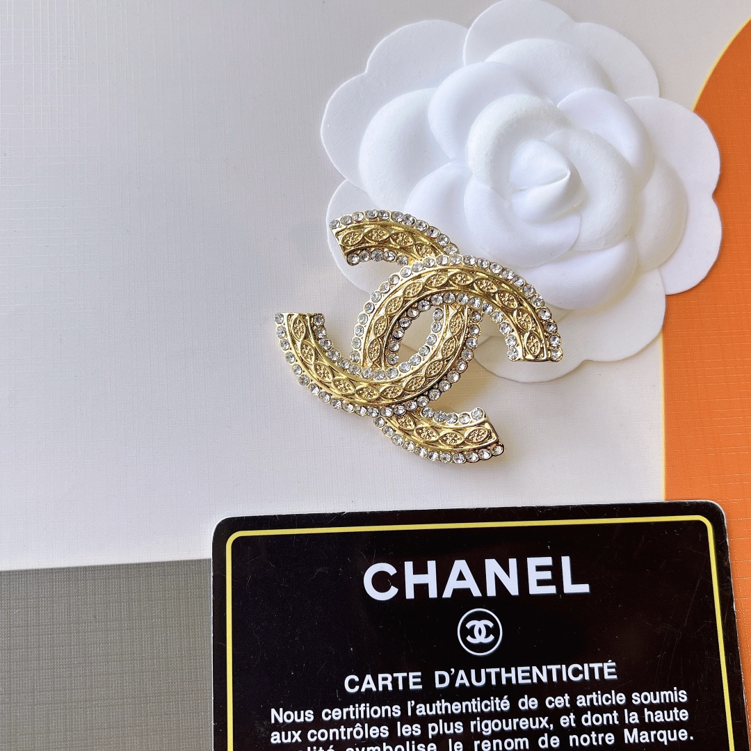 Replica CHANEL Brooch