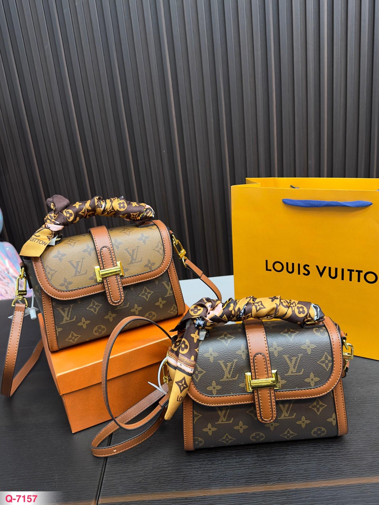 Replica Louis Vuitton Bag 20*15CM