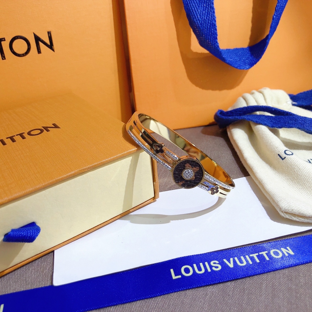 Replica LOUIS VUITTON Bangle
