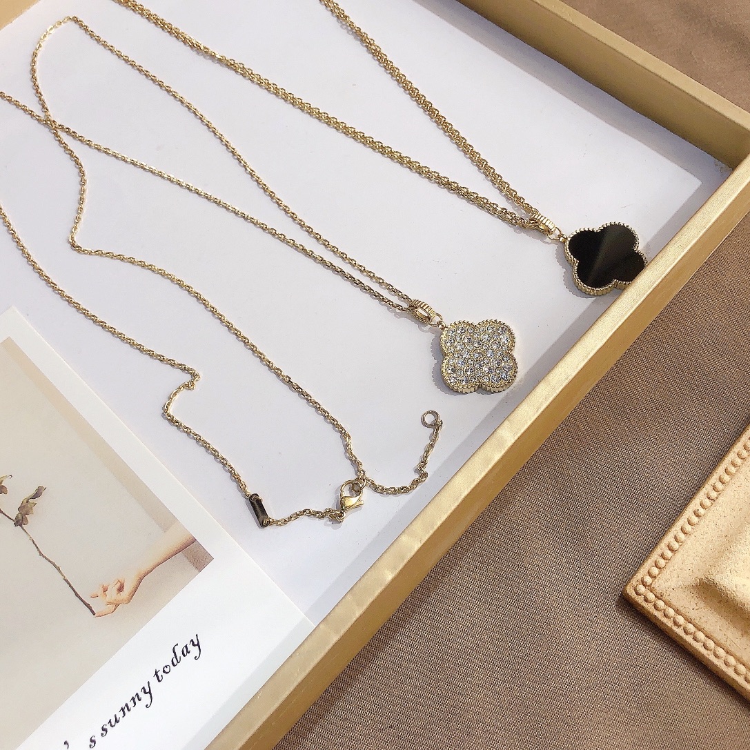 Replica VanCleef Arpels Necklace