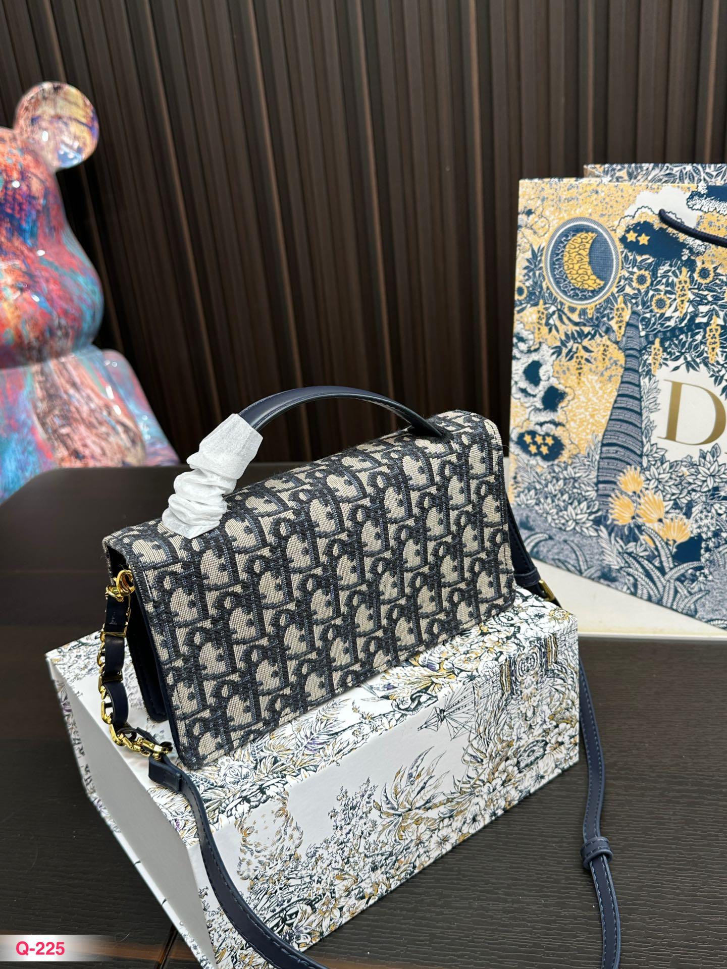 Replica Dior Bag 11*21CM