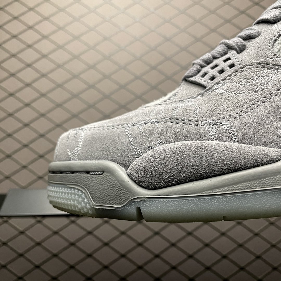 Replica Air Jordan Shoe Kaws x Air Jordan 4 AJ4 930155-006 40-47.5