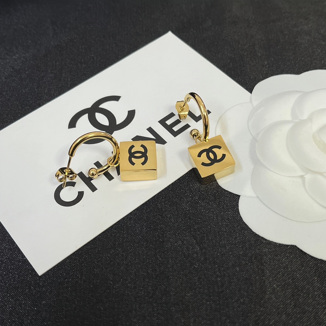 Replica CHANEL Earring