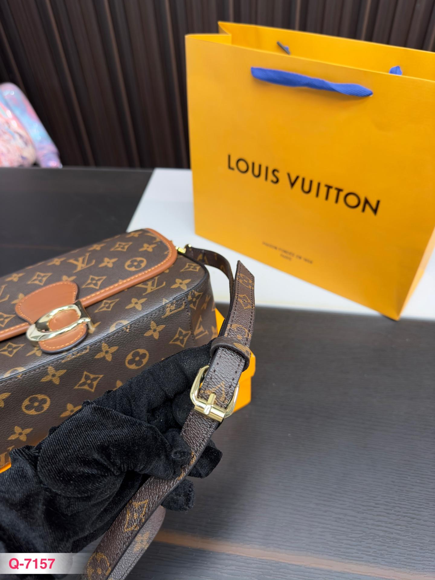 Replica Louis Vuitton Bag 25*17CM