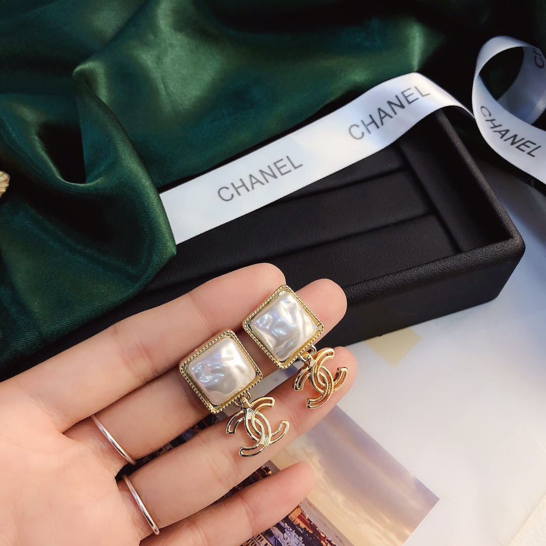 Replica CHANEL Earring