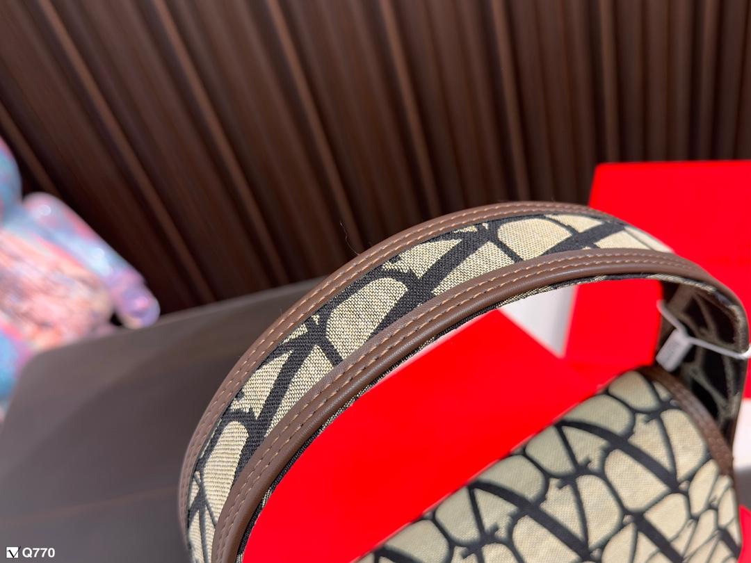 Replica Valentino Bag 23*15CM