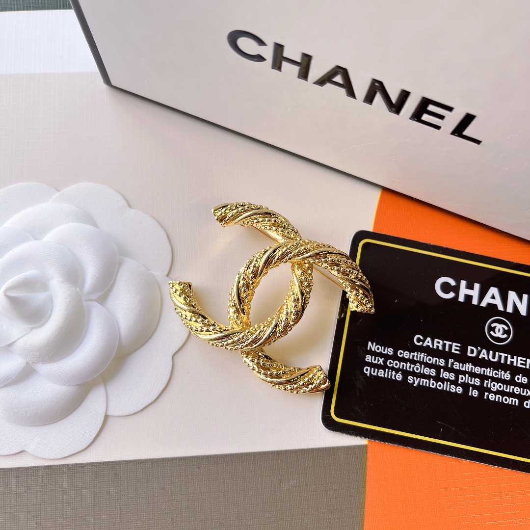 Replica CHANEL Brooch