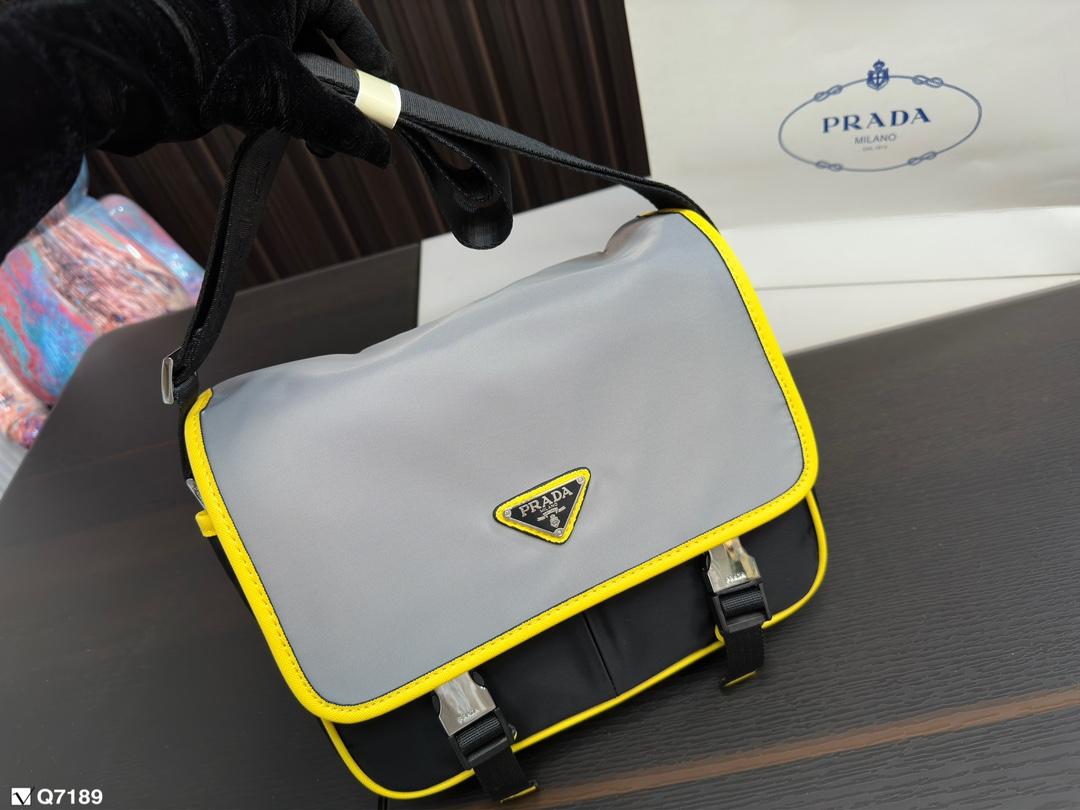Replica Prada Bag 22*25CM