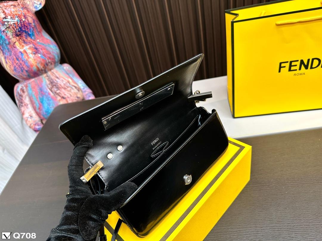 Replica Fendi Bag 23*10CM