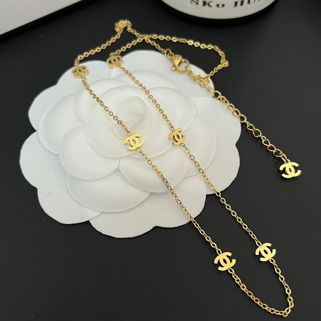 Replica CHANEL Necklace