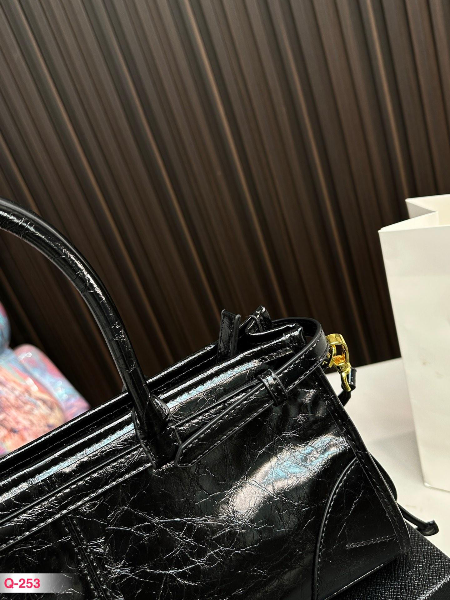 Replica Prada Bag 15*32CM