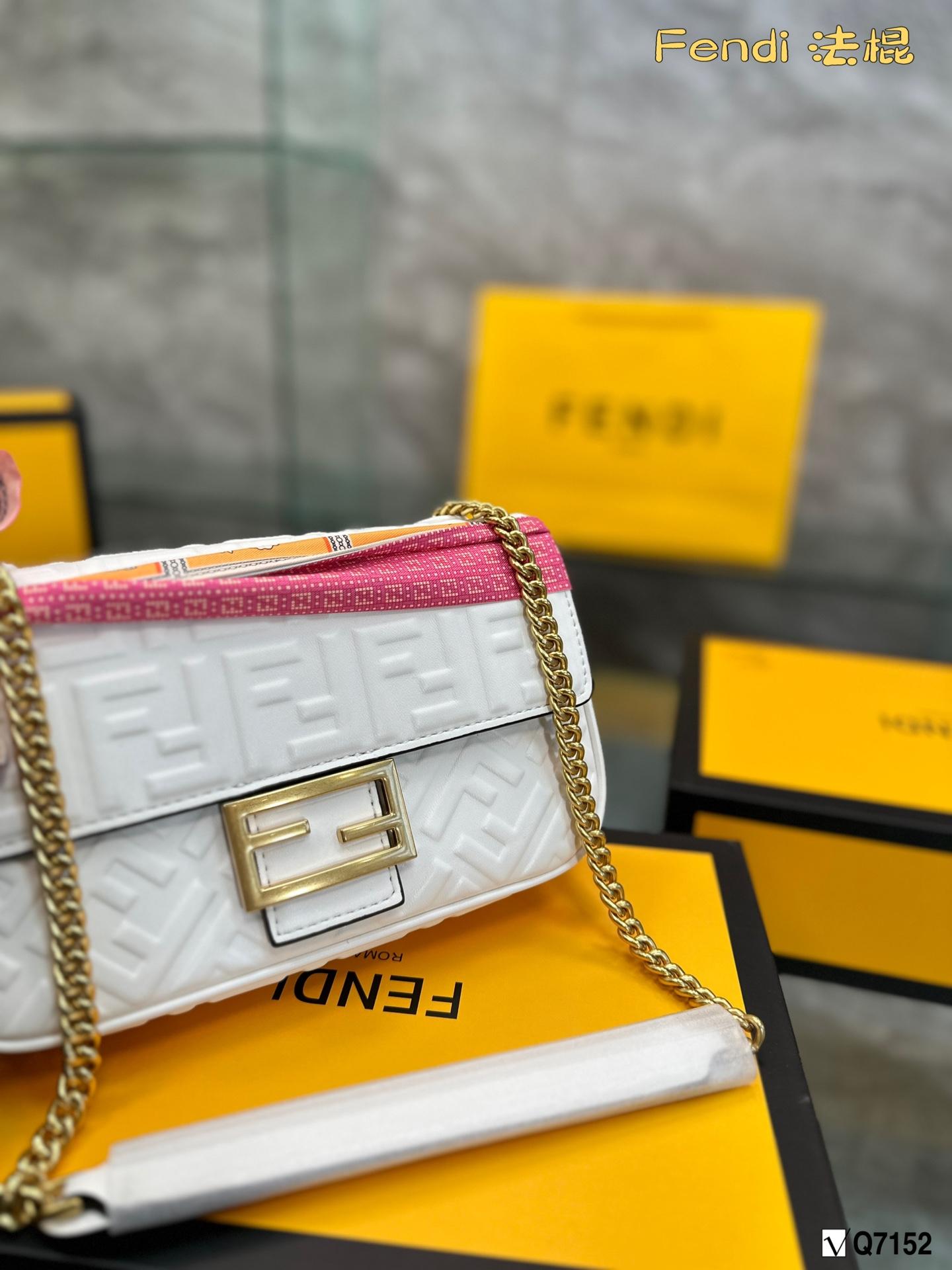 Replica Fendi Bag 23*12CM