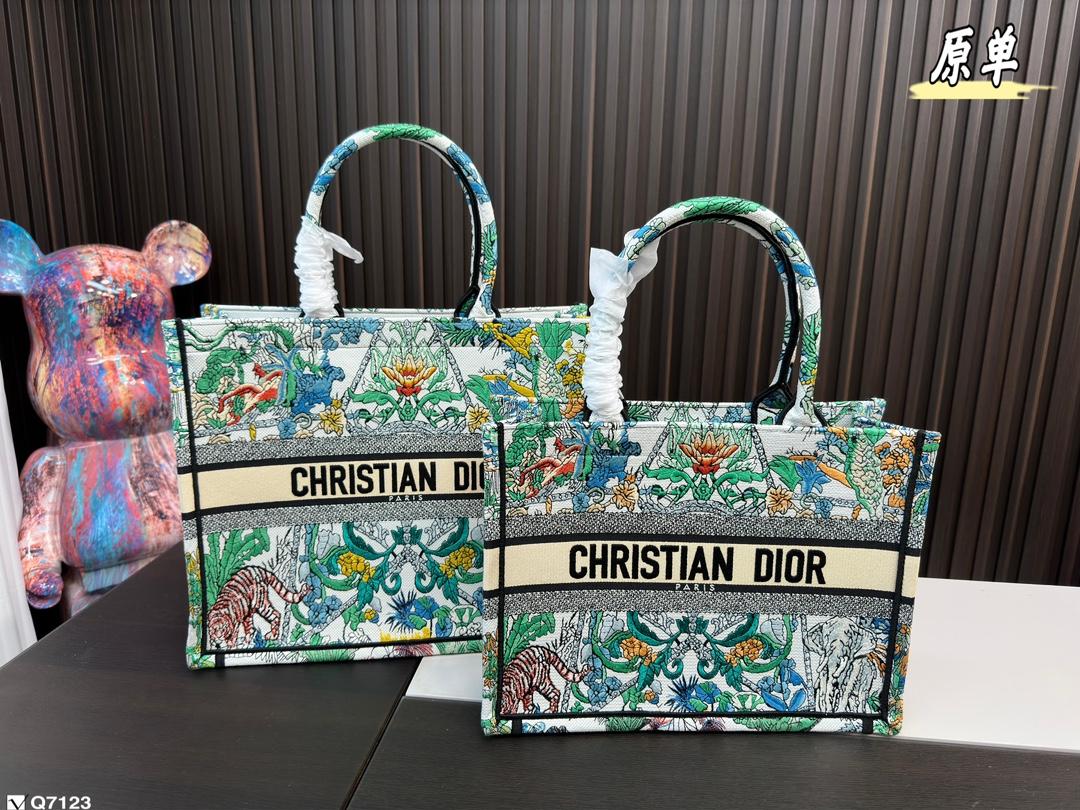 Replica Dior Bag   41*34CM/36*27CM