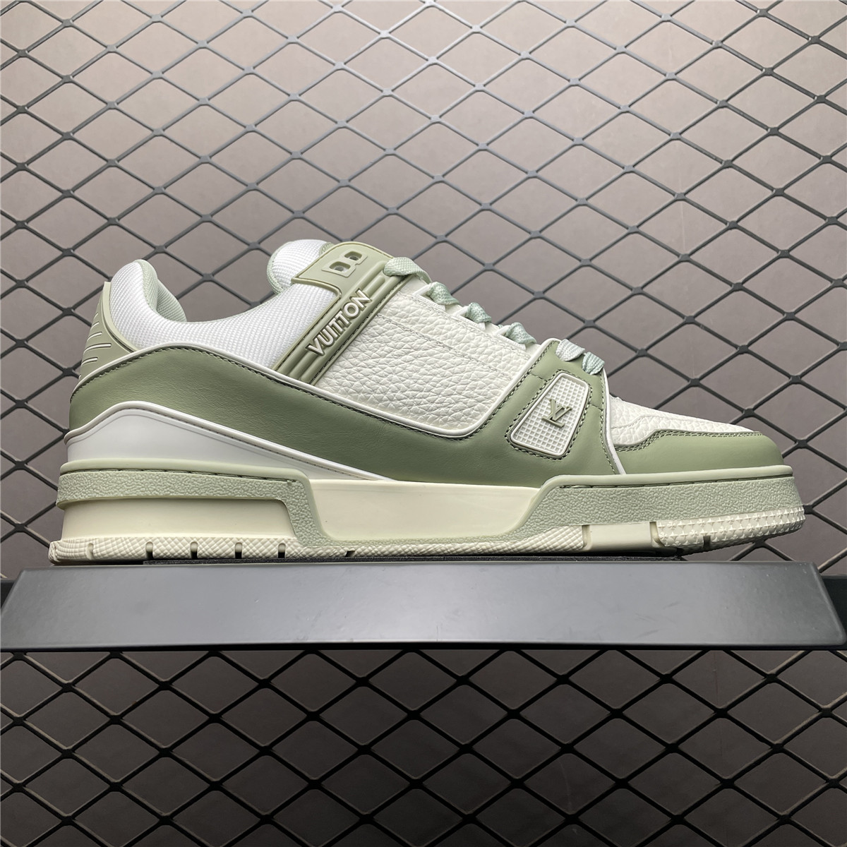 Replica LV Shoe  Louis Vuitton LV Trainer
