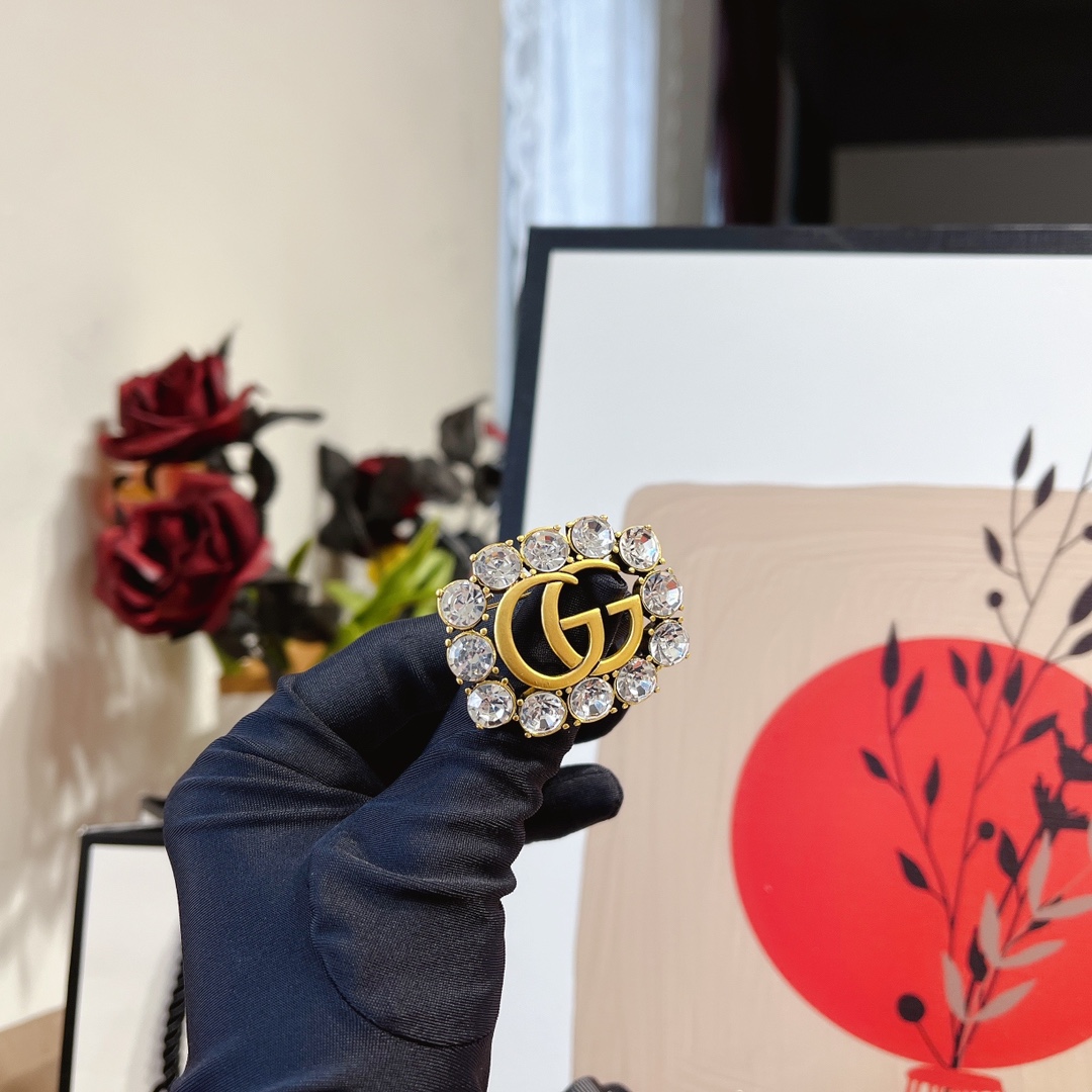 Replica GUCCI Brooch