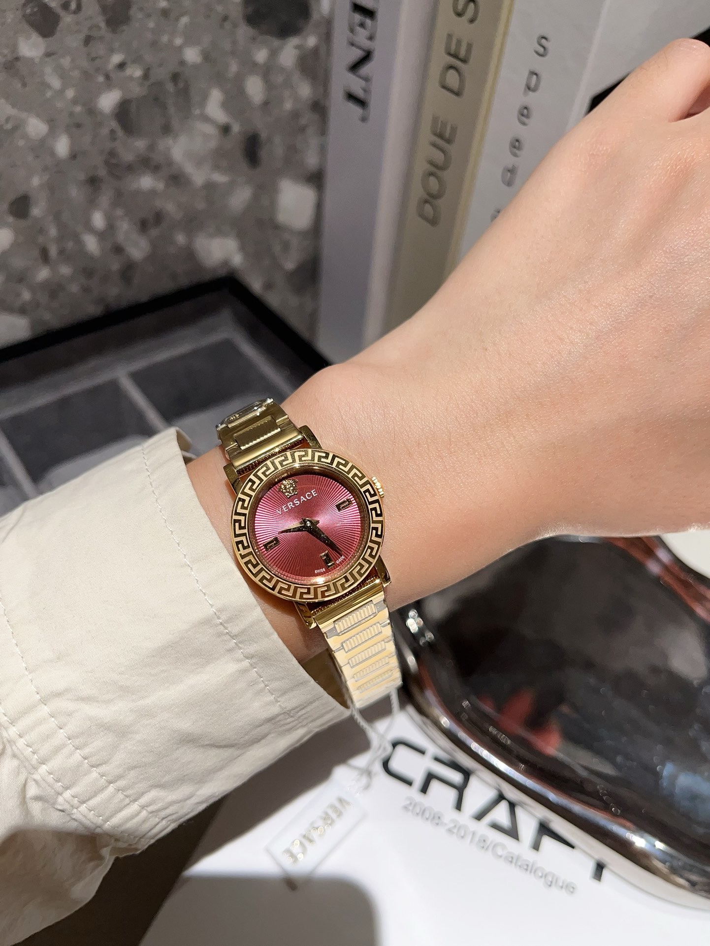 Replica Versace 904l Stainless Steel Quartz Watch 28MM