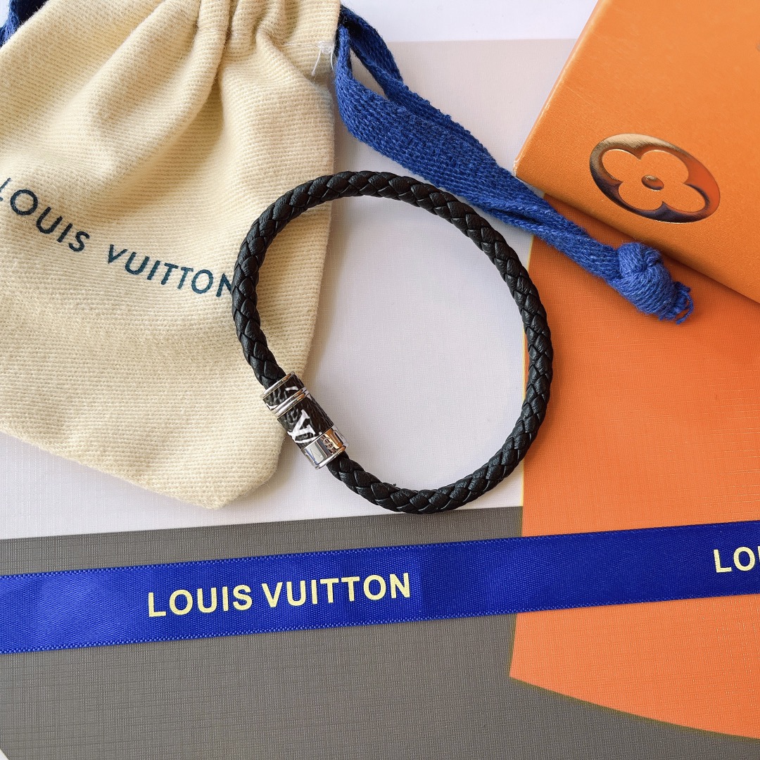 Replica LOUIS VUITTON Bangle