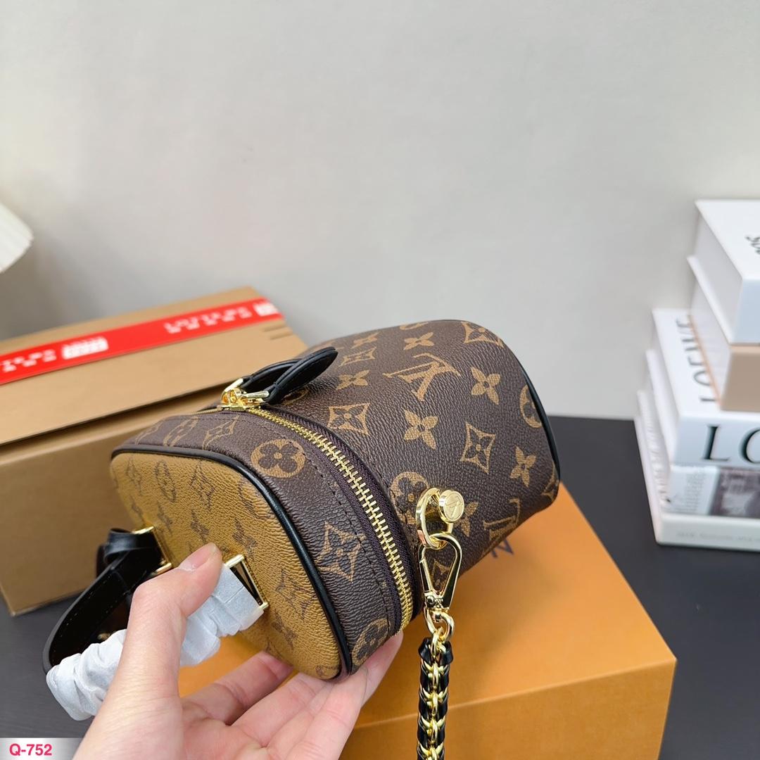 Replica Louis Vuitton Bag 18*14CM