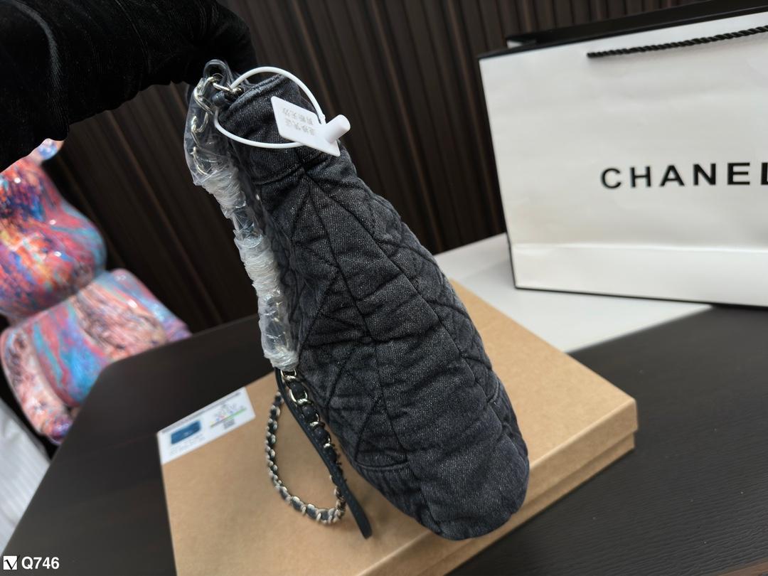 Replica Chanel Bag 37*27CM