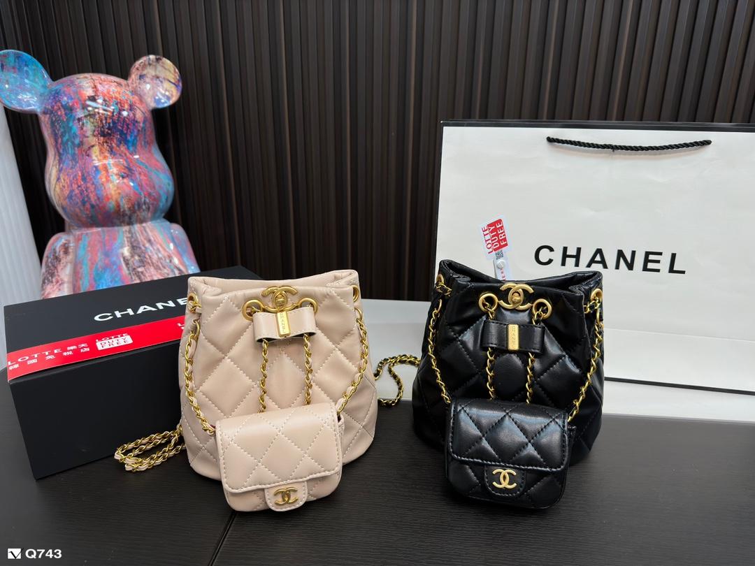 Replica Chanel Bag 18*18CM