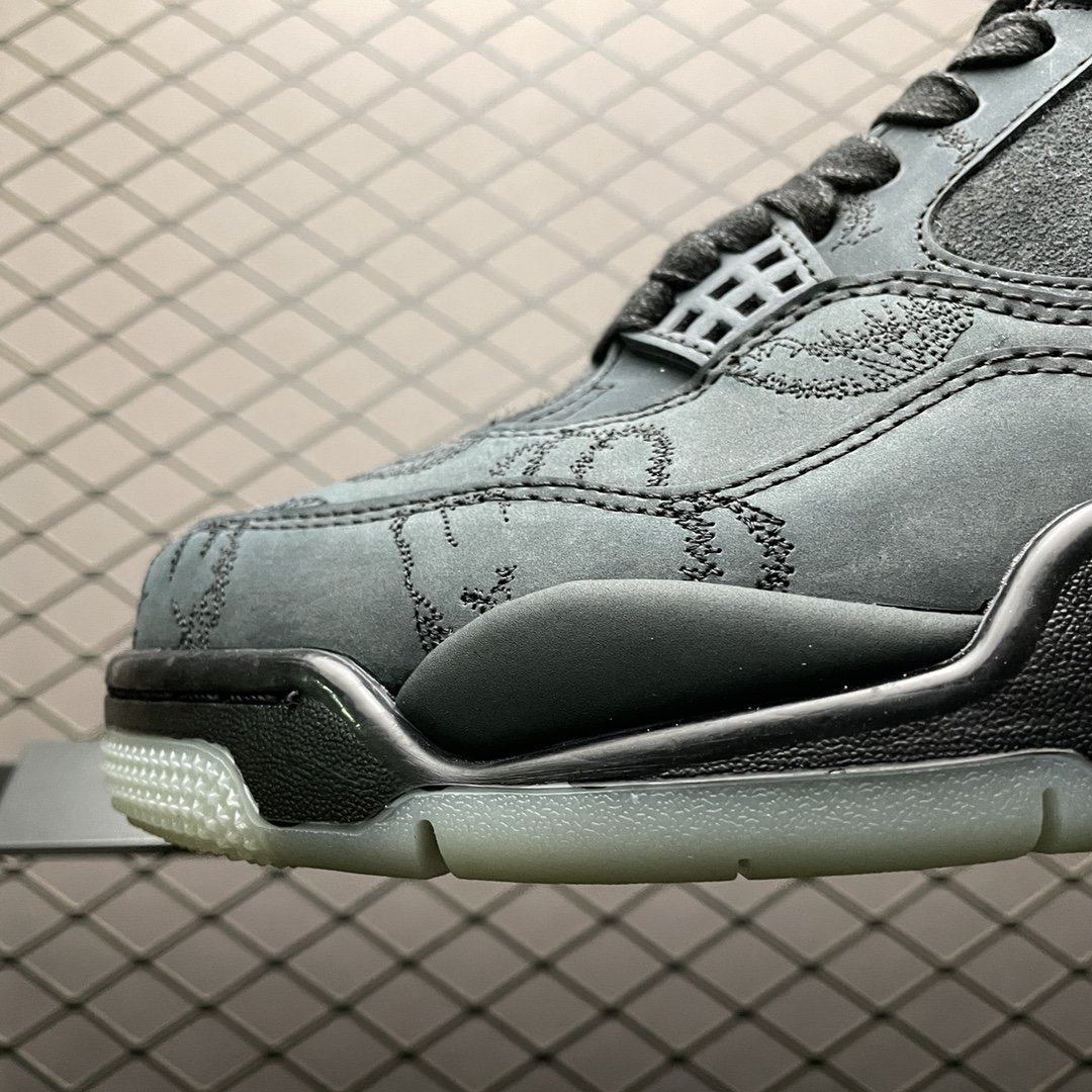 Replica Air Jordan Shoe Kaws x Air Jordan 4 AJ4 930155-001 40-47.5