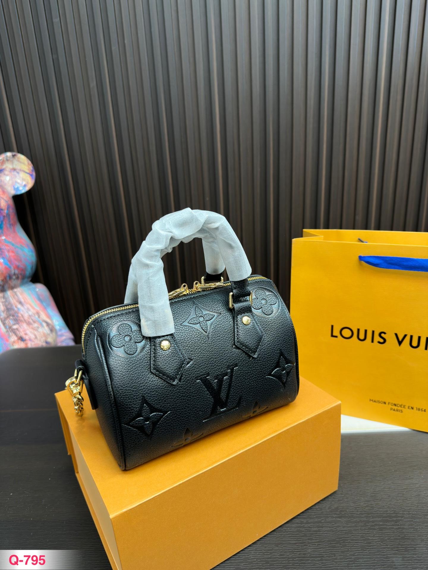 Replica Louis Vuitton Bag 20*13CM
