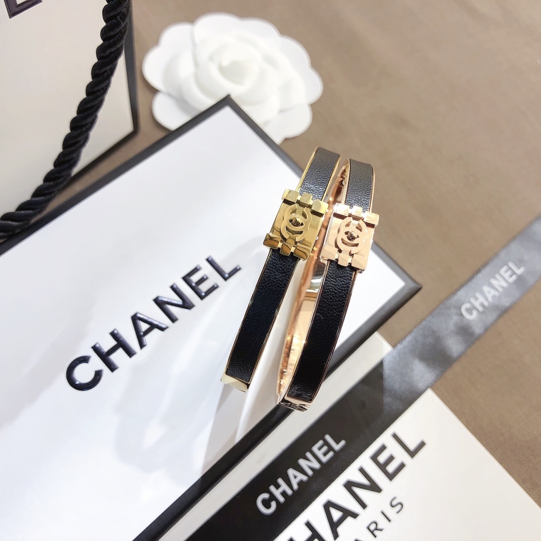 Replica CHANEL Bangle