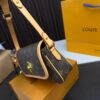 Replica Louis Vuitton Bag 13*22CM