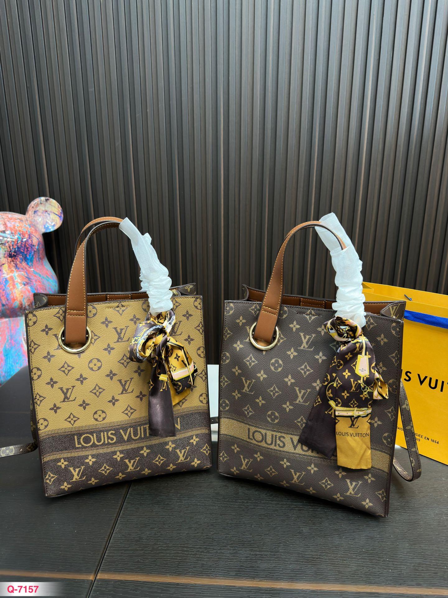 Replica Louis Vuitton Bag 30*26CM