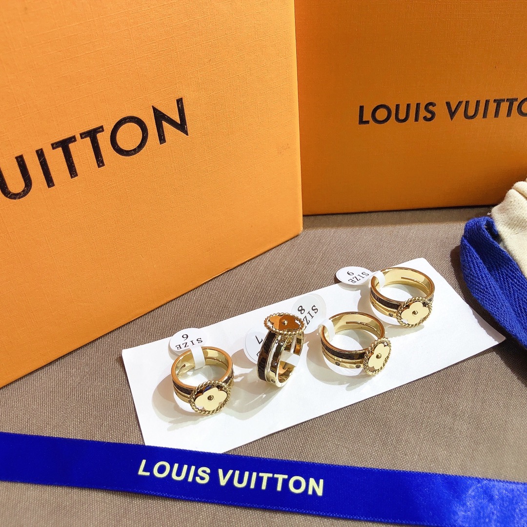 Replica LOUIS VUITTON Ring