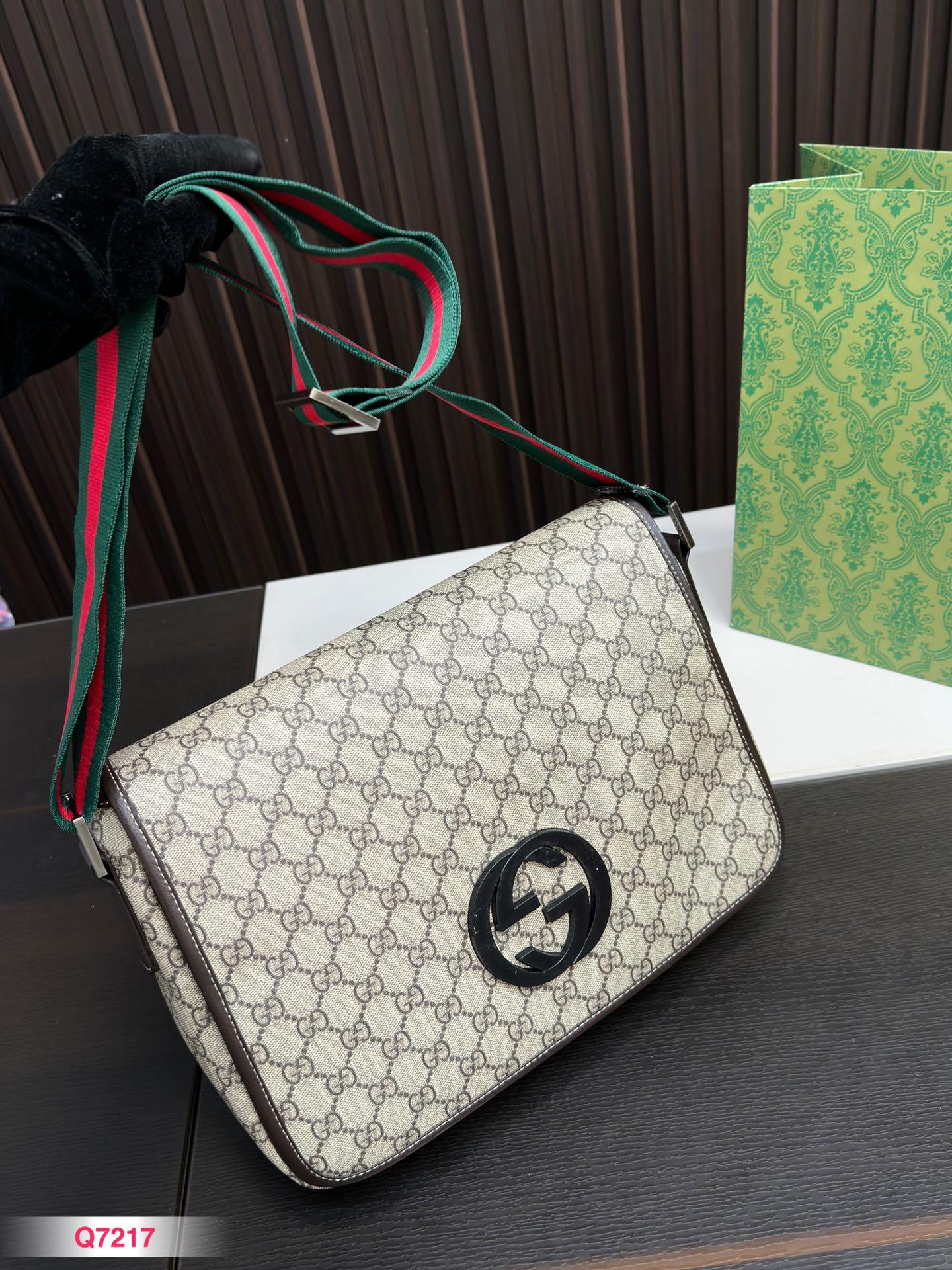 Replica Gucci Bag 23*32CM