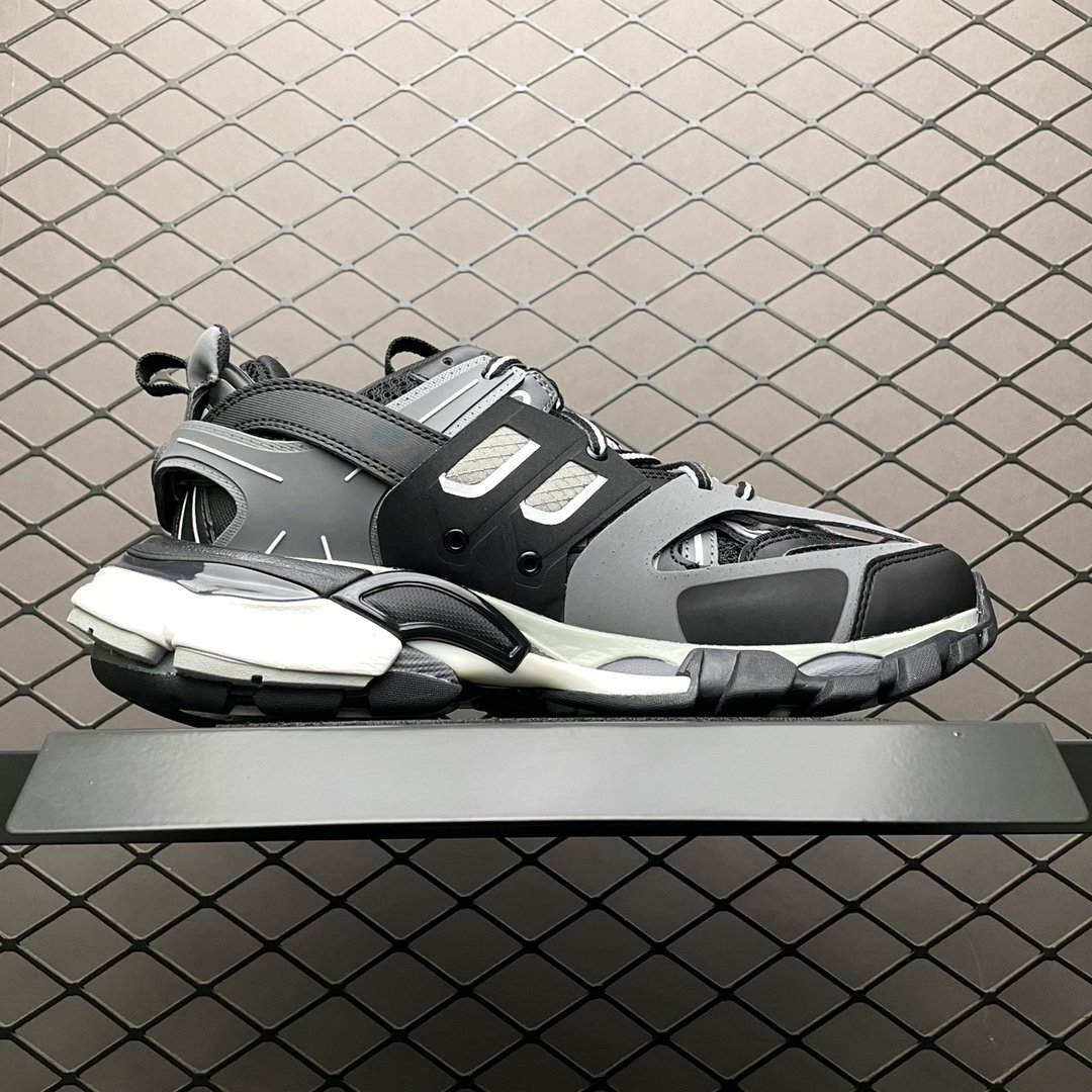 Replica Balenciaga Shoe Balenciaga Track Sneaker35-46 43YTMM75z